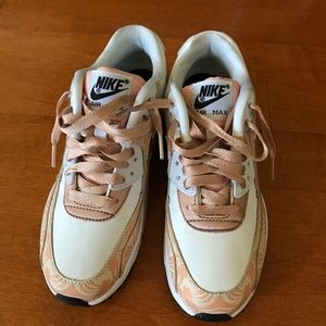 SOLD Nike Air Max girls